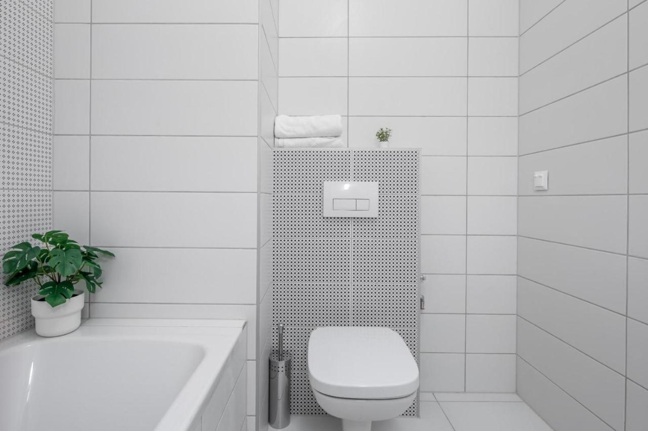 Brand New Modern Apartment-2 Rooms-balcony-garage Apartamento Budapest