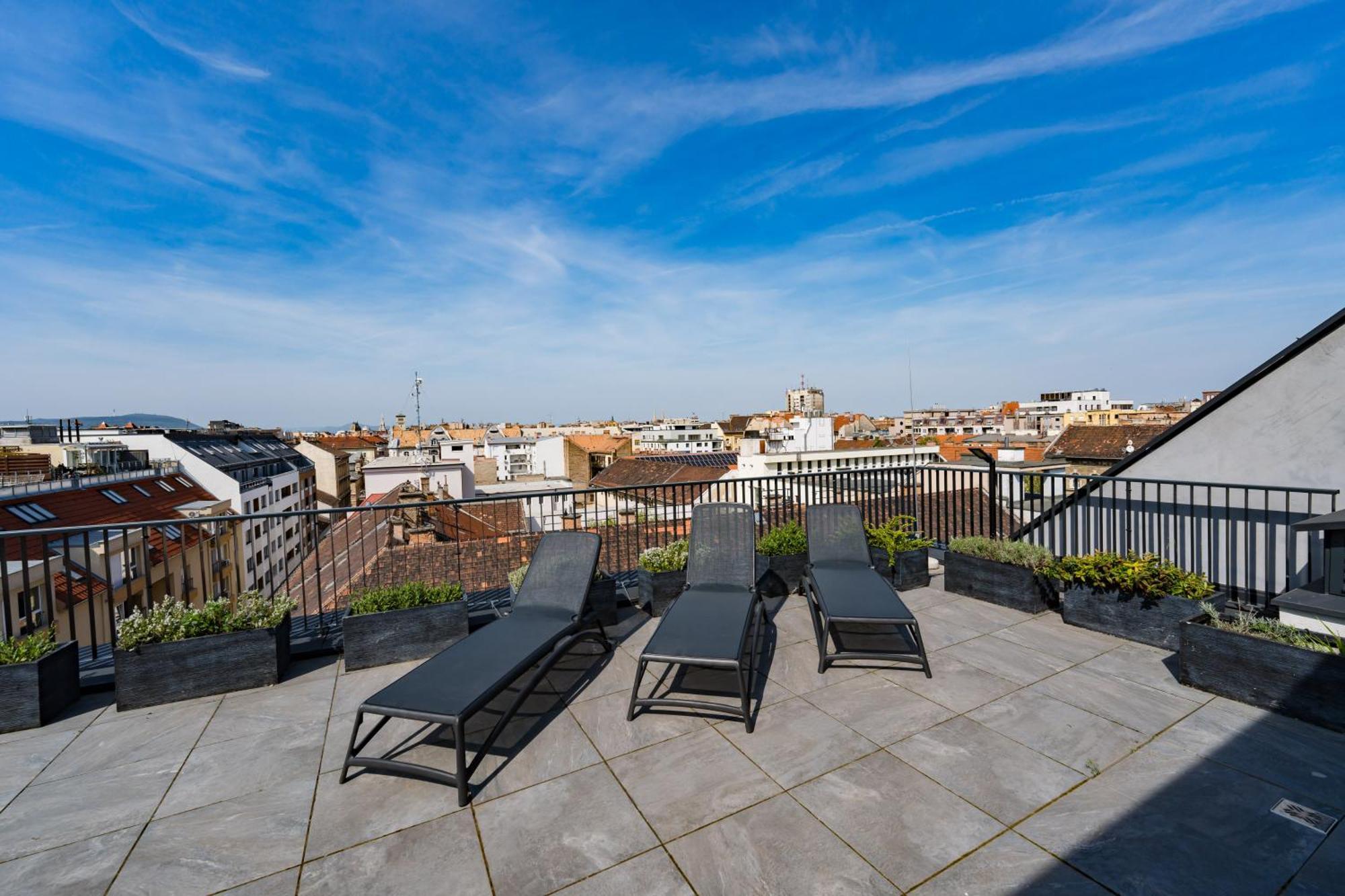 Brand New Modern Apartment-2 Rooms-balcony-garage Apartamento