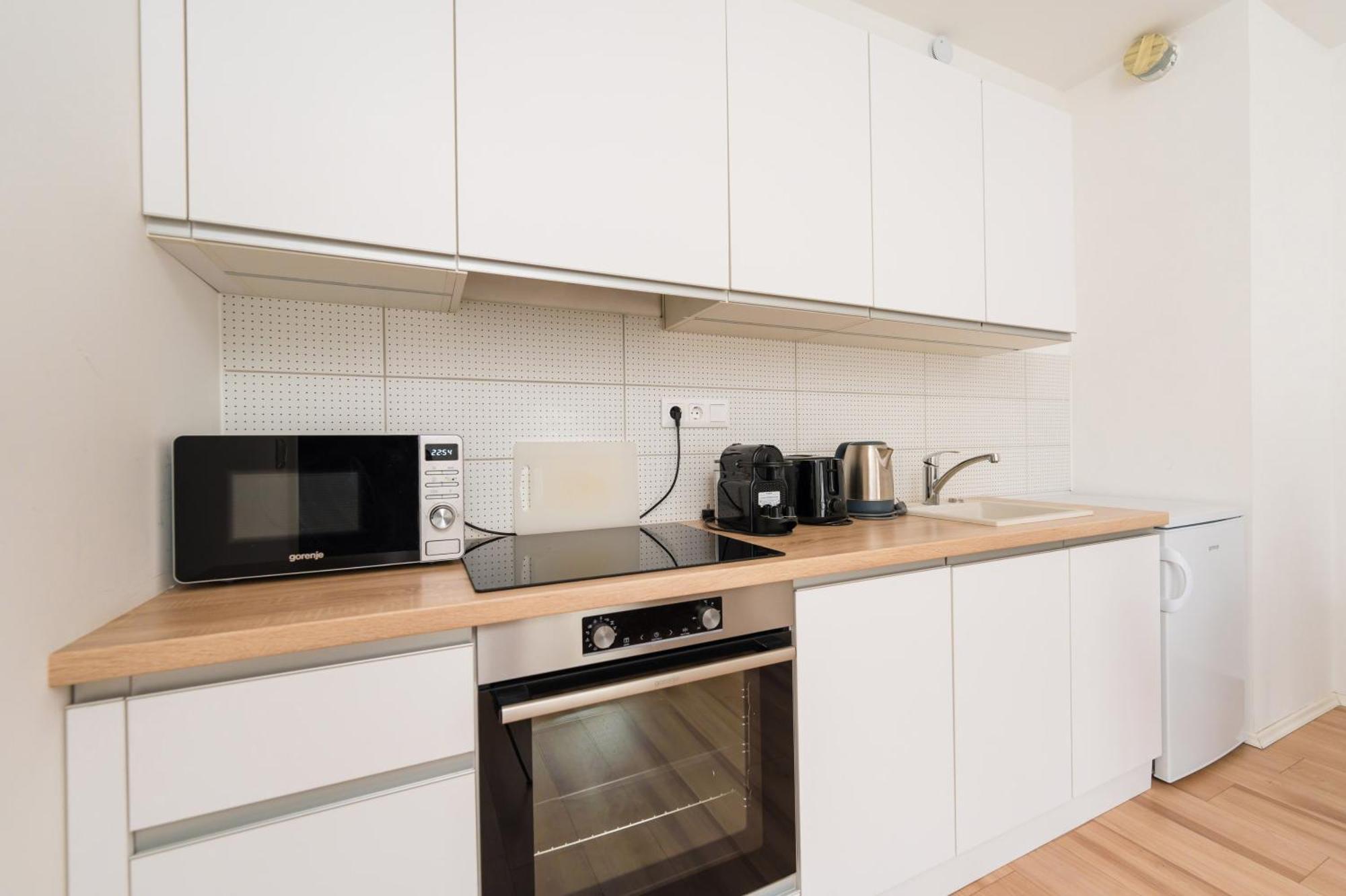Brand New Modern Apartment-2 Rooms-balcony-garage Apartamento *